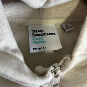 Aritzia Tna COZY FLEECE PERFECT ZIP HOODIE size M